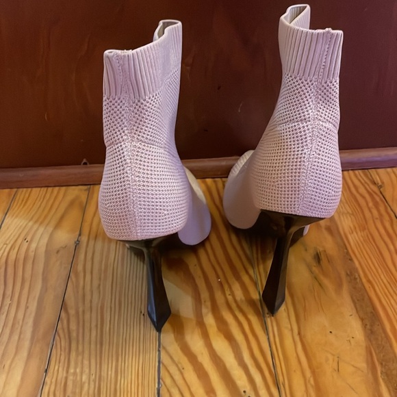 Marc Fisher LTD Booties-  New without box.  Sz 6.5 - Picture 3 of 4